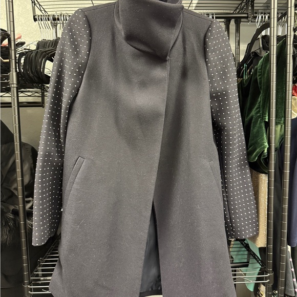 Zara navy coat with studded sleeves seen on gossip girl - Picture 9 of 15